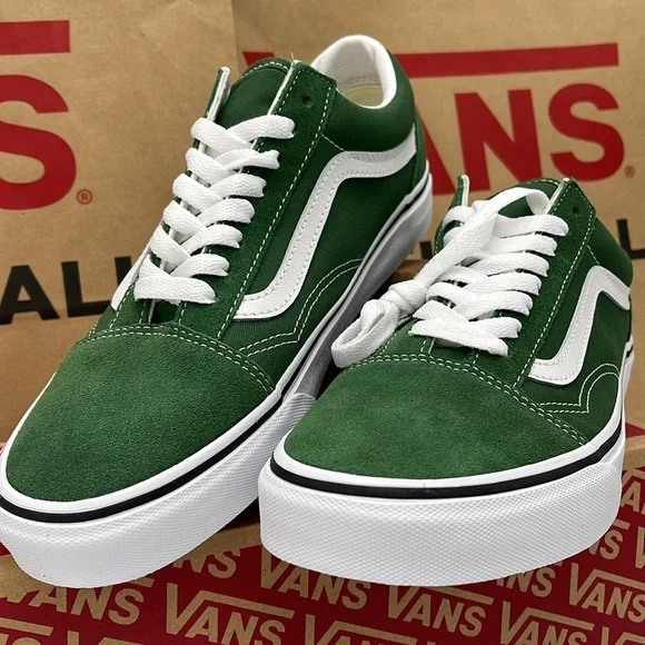 Vans Men’s Old Skool Vr3 Color Theory Greener Past
VN0005UF6QU
Sneakersrs - Picture 7 of 16